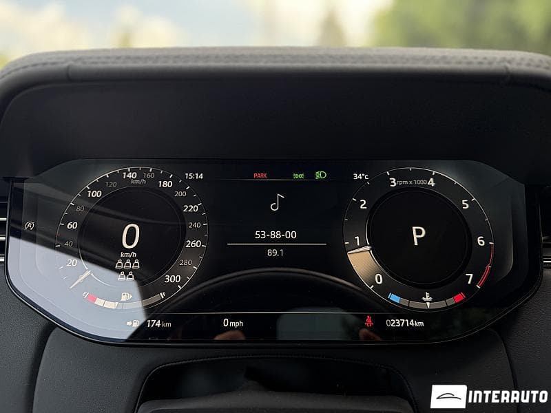 Land Rover Range Rover Vogue 2023 — Миниатюра 15