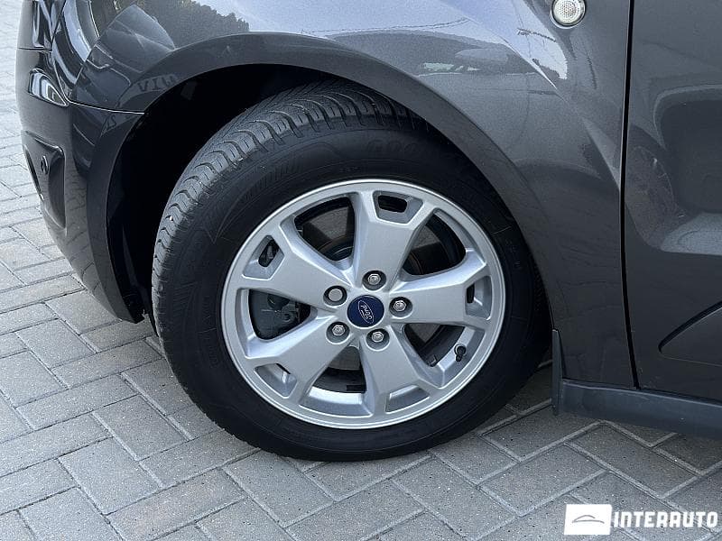 Ford Tourneo Connect 2016 — Миниатюра 19