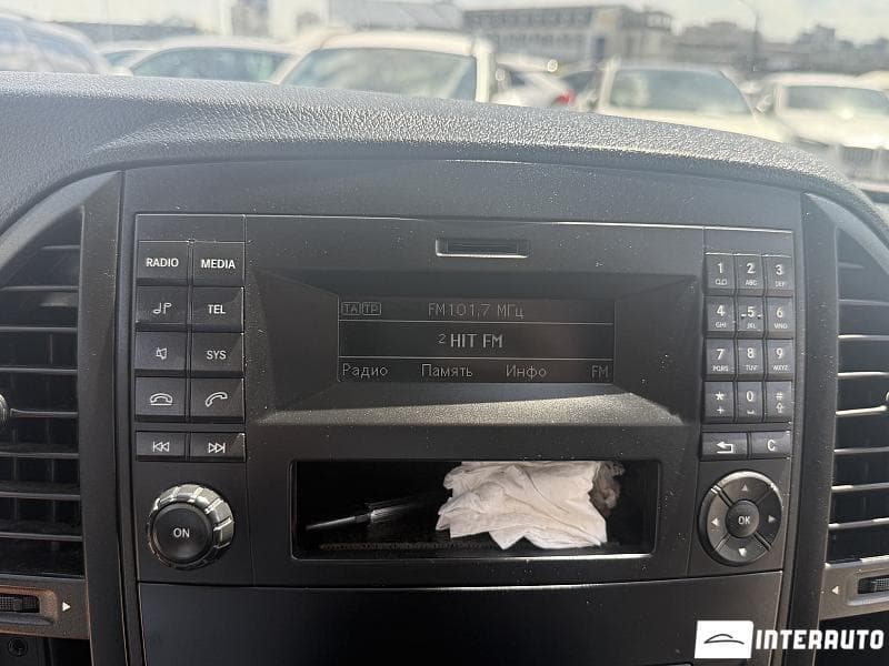 2015 Mercedes Vito — Miniatură 9