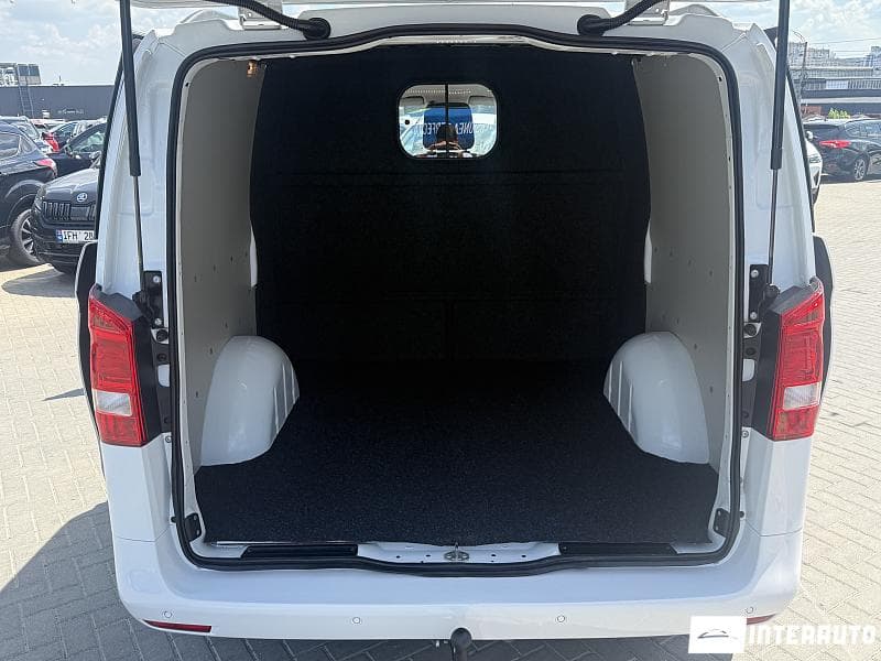 2015 Mercedes Vito — Miniatură 15