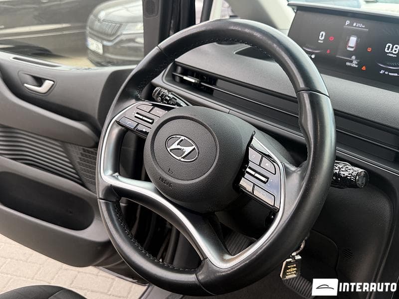 2023 Hyundai Staria — Miniatură 7