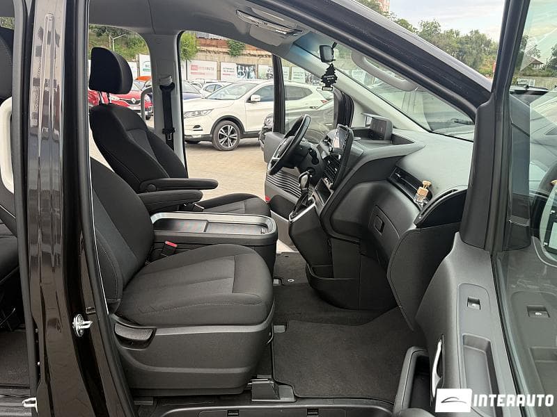 2023 Hyundai Staria — Miniatură 14