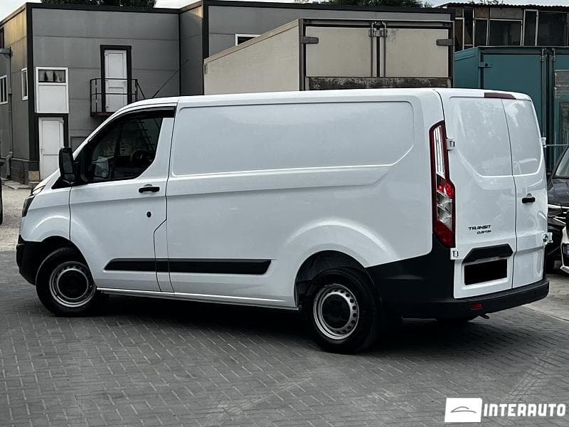 2017 Ford Transit — Miniatură 2