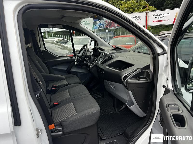 2017 Ford Transit — Miniatură 7