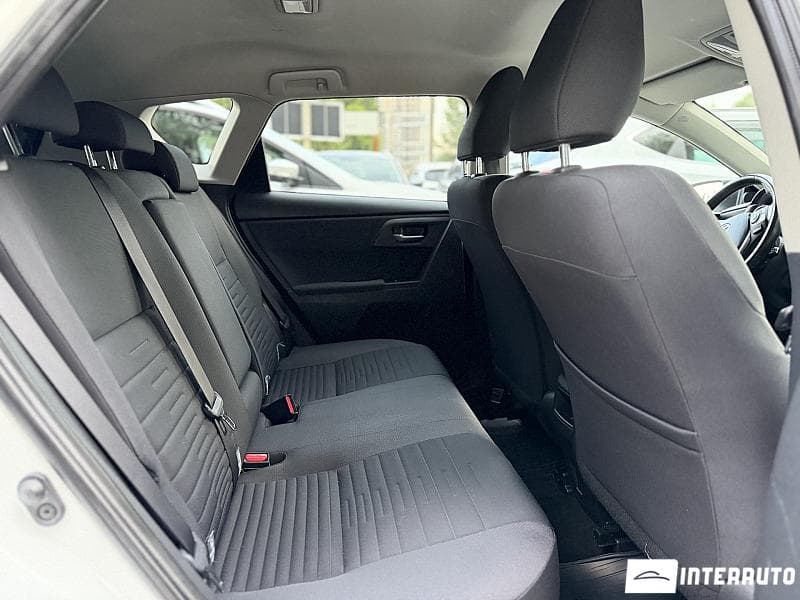 2016 Toyota Auris — Miniatură 15