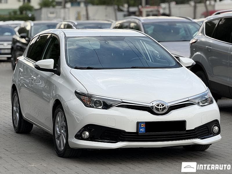 2016 Toyota Auris — Miniatură 3