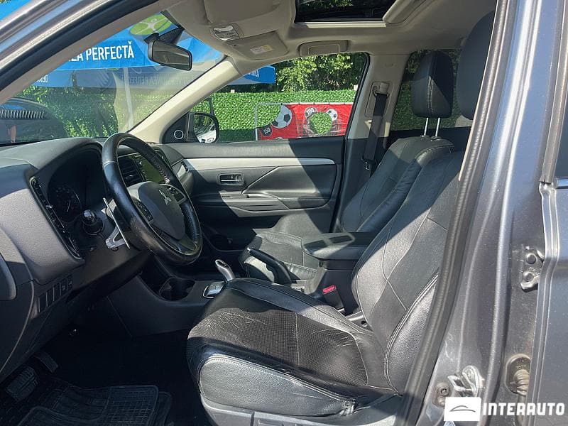 2014 Mitsubishi Outlander — Miniatură 8