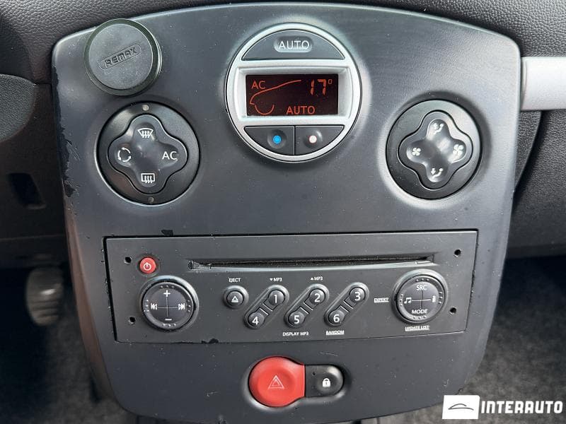 Renault Clio 2008 — Миниатюра 11