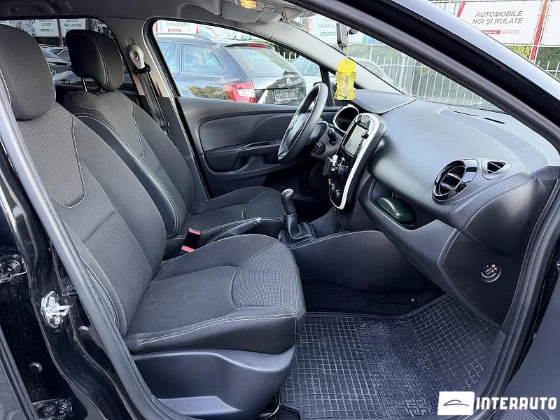 2015 Renault Clio — Miniatură 16