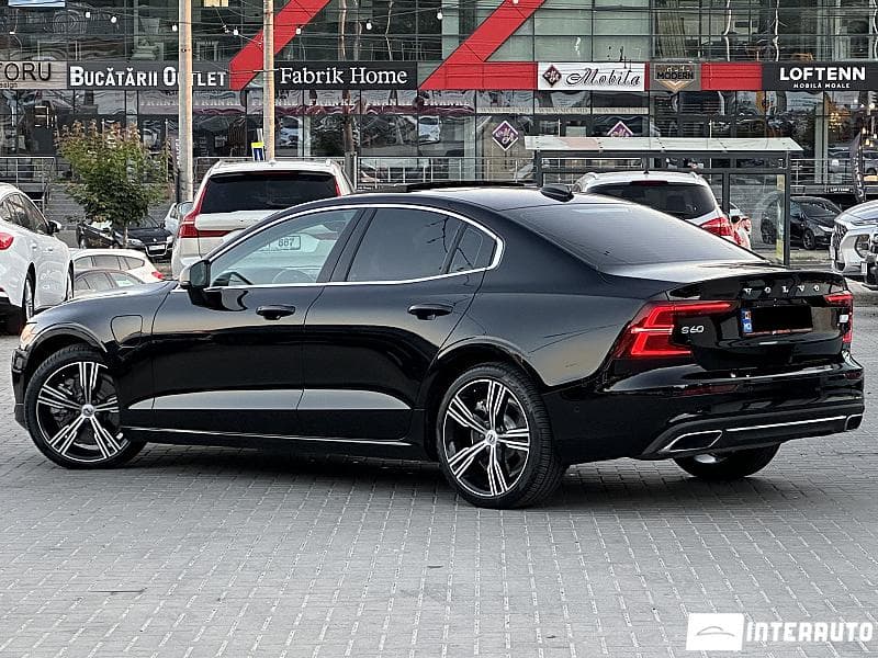 2022 Volvo S 60 — Miniatură 4