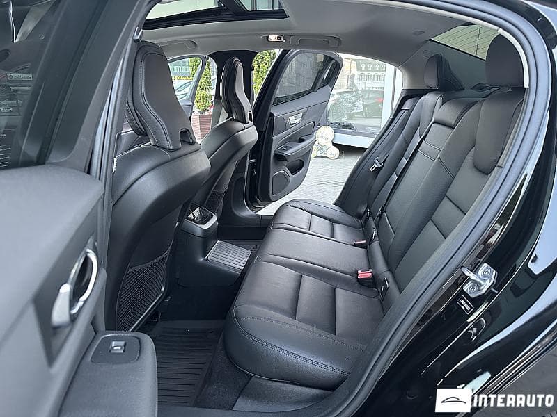 2022 Volvo S 60 — Miniatură 15