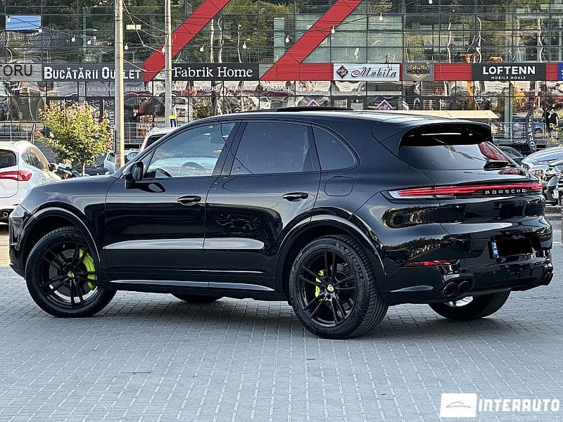 Porsche Cayenne E-Hybrid 2024 — Миниатюра 4