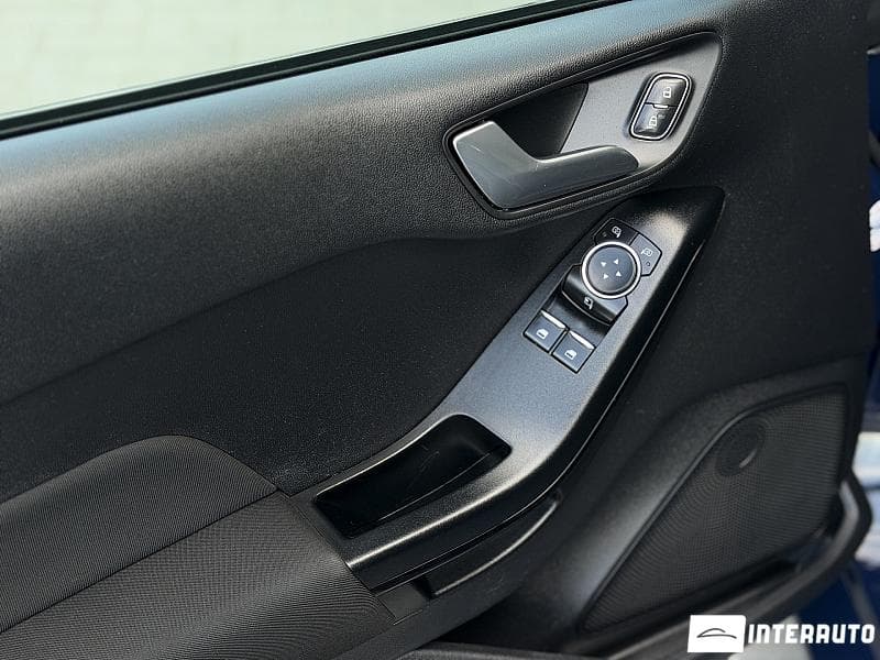 Ford Fiesta 2018 — Миниатюра 5