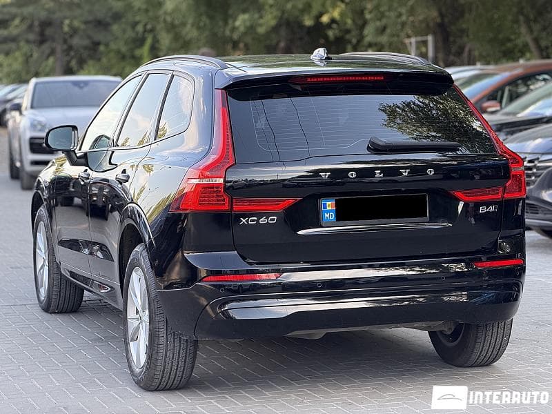 2021 Volvo XC 60 — Miniatură 2
