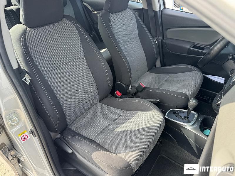 2014 Toyota Yaris — Miniatură 13