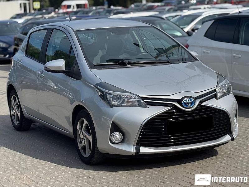 2014 Toyota Yaris — Miniatură 3