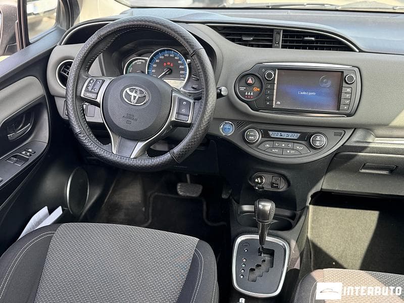 2014 Toyota Yaris — Miniatură 12