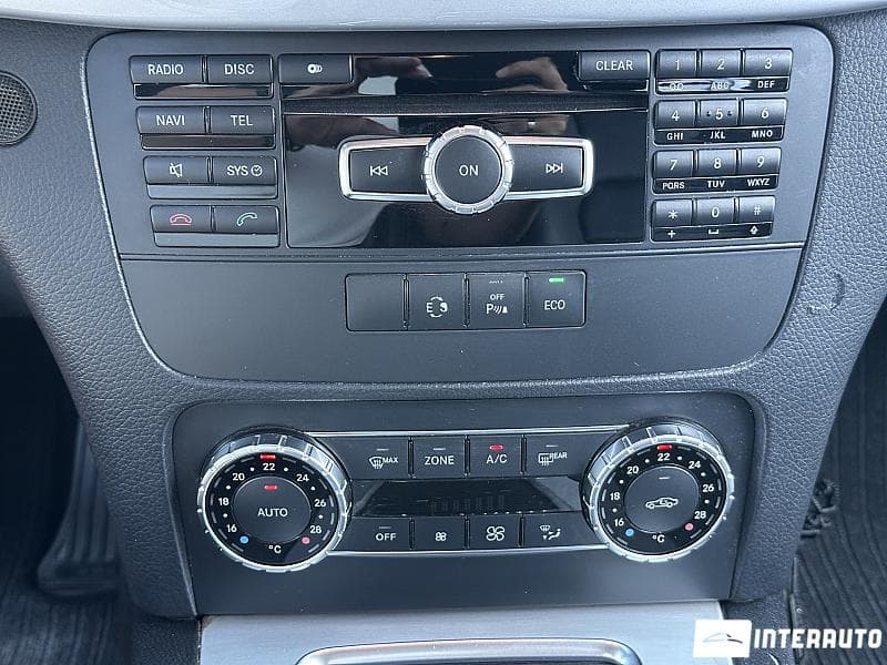 2013 Mercedes GLK 220 — Miniatură 10