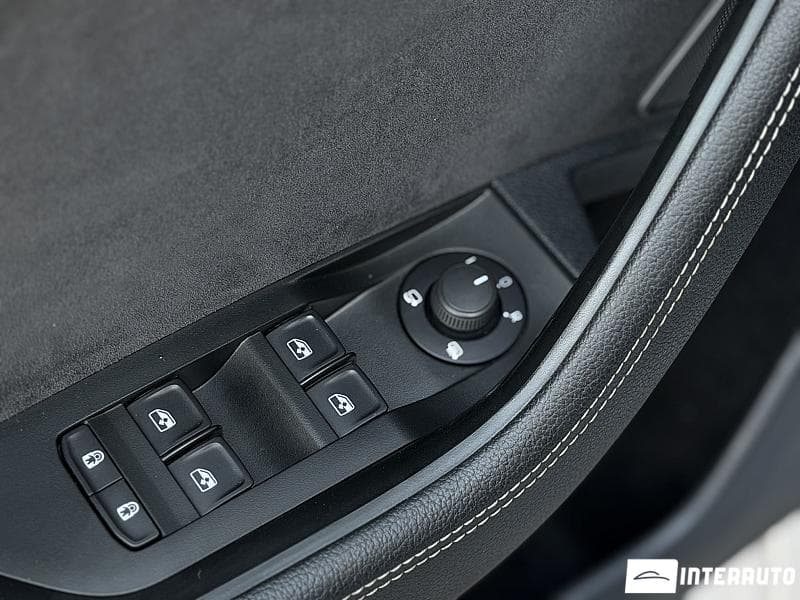 2020 Skoda Superb — Miniatură 7