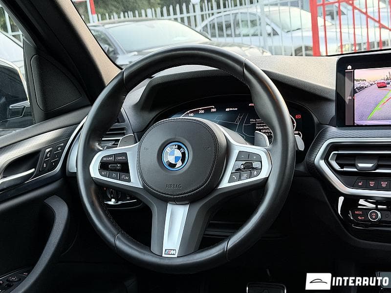 BMW X3 3.0e 2022 — Миниатюра 13