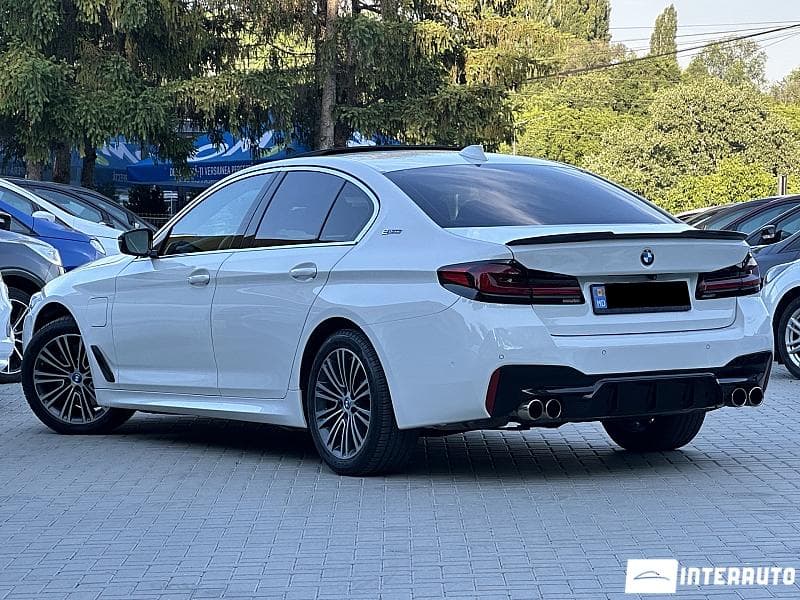 2019 BMW 530e — Miniatură 4