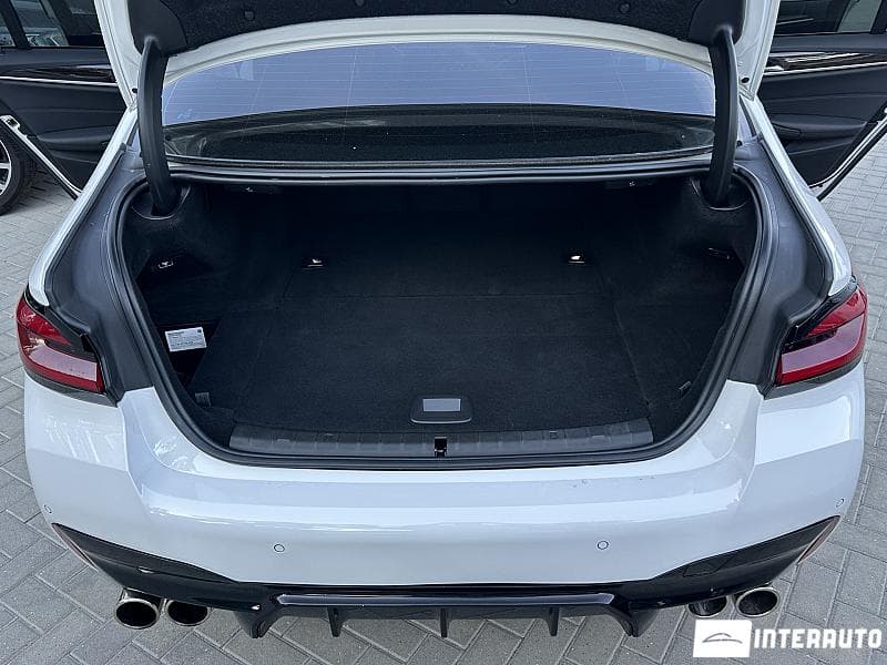 2019 BMW 530e — Miniatură 24