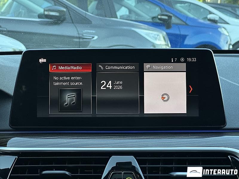 2019 BMW 530e — Miniatură 9