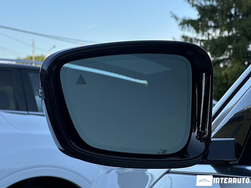 2019 BMW 530e — Miniatură 22