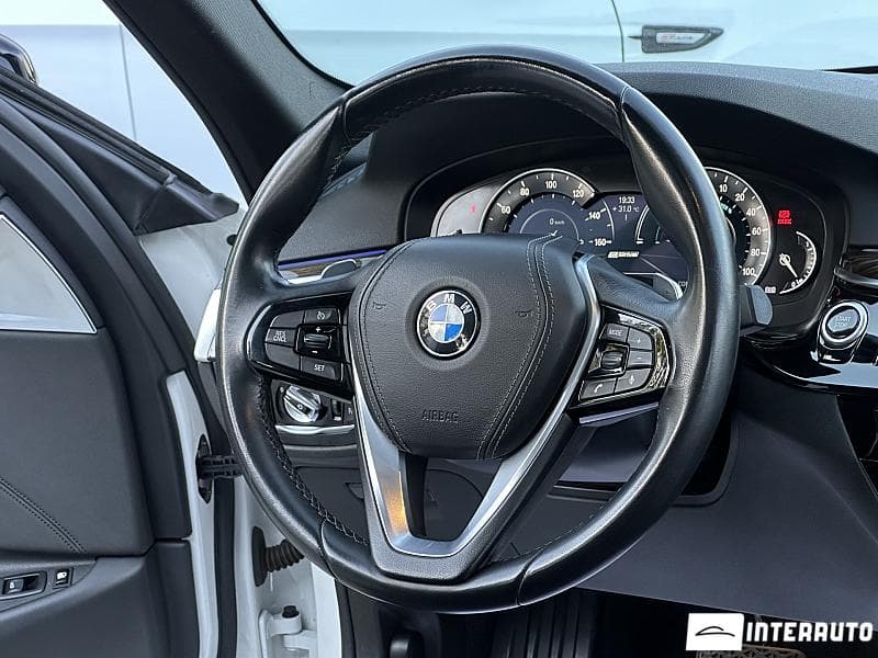 2019 BMW 530e — Miniatură 7
