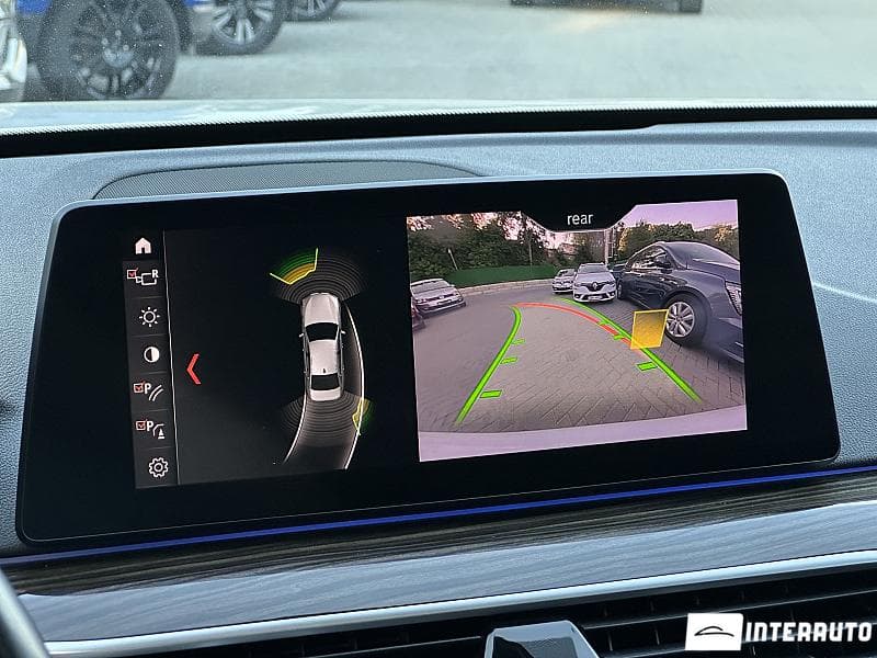 2019 BMW 530e — Miniatură 10