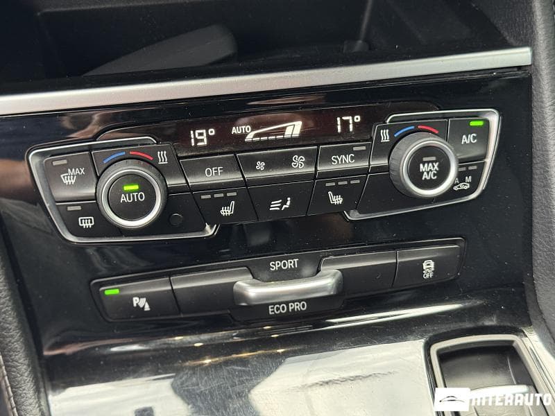 2016 BMW 216d — Miniatură 15
