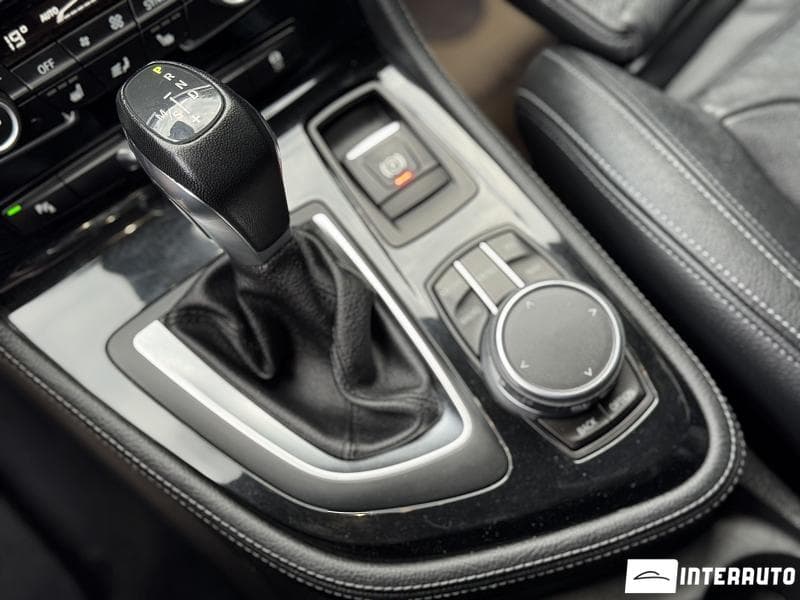 2016 BMW 216d — Miniatură 16