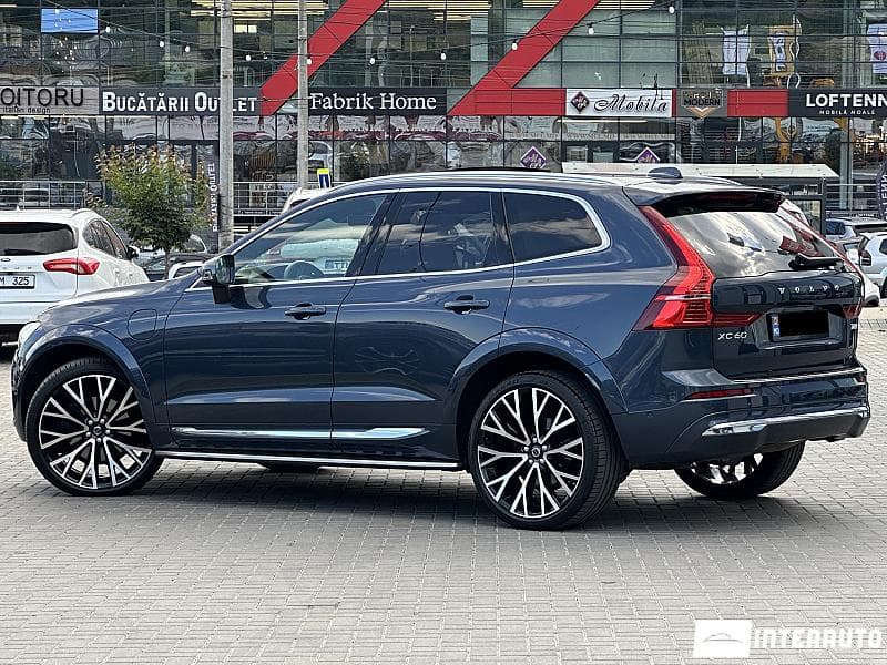 2021 Volvo XC 60 — Miniatură 4