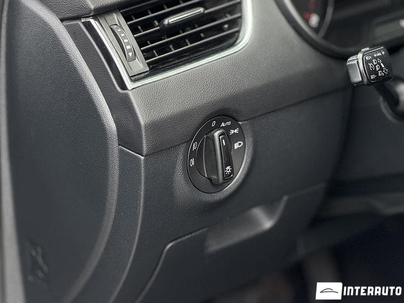 2014 Skoda Octavia — Miniatură 9
