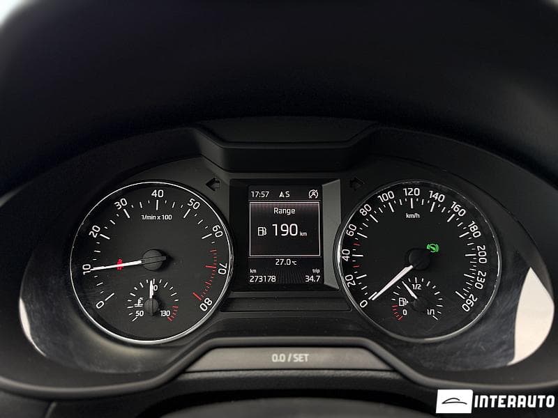 2014 Skoda Octavia — Miniatură 11