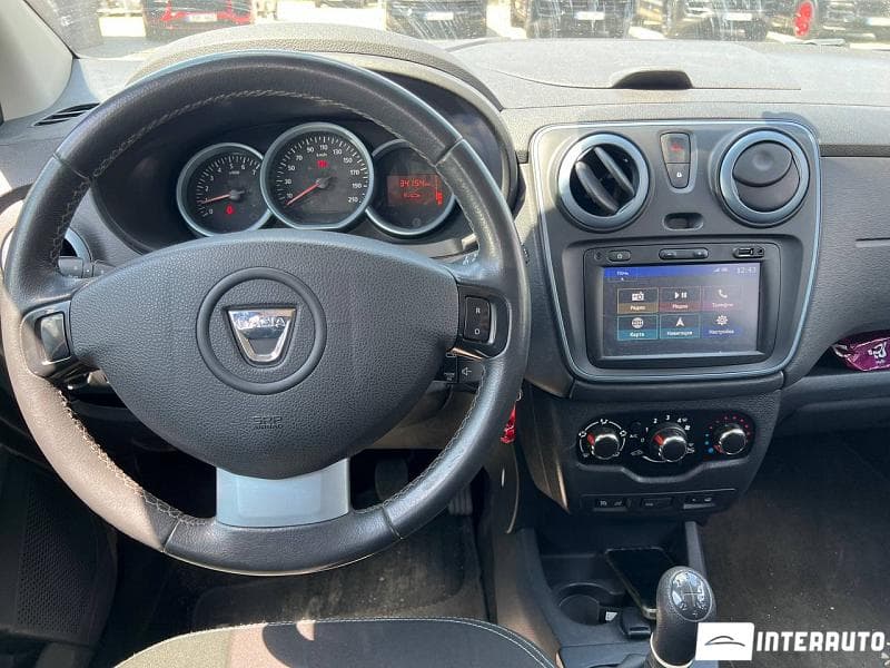 2016 Dacia Lodgy Stepway — Miniatură 8