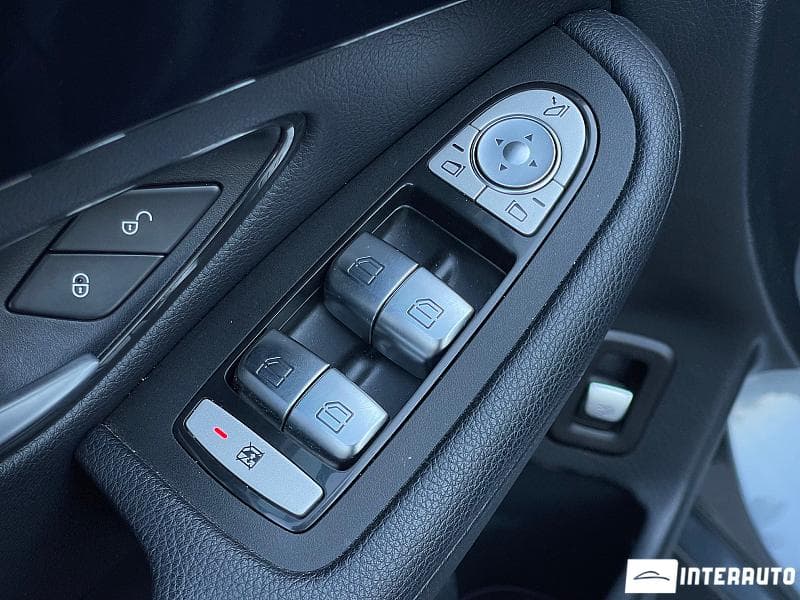 2020 Mercedes GLC 220d — Miniatură 13