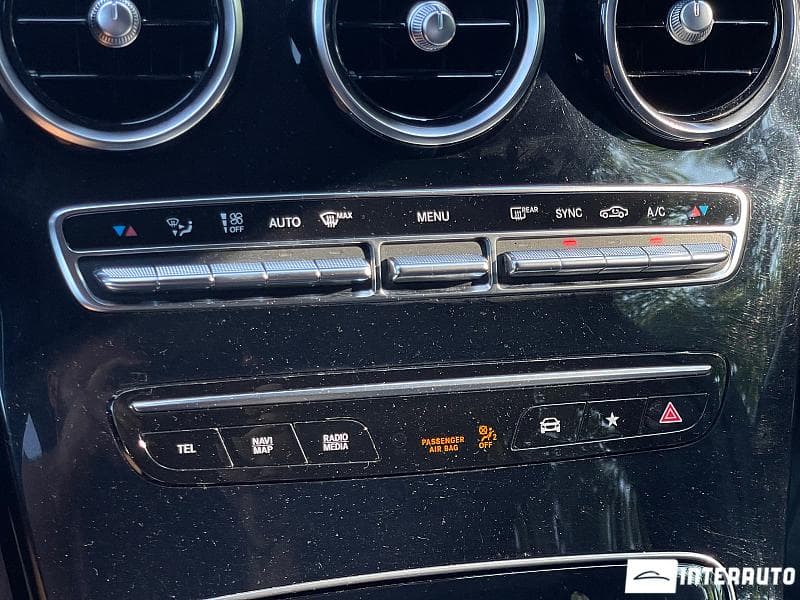 2020 Mercedes GLC 220d — Miniatură 18