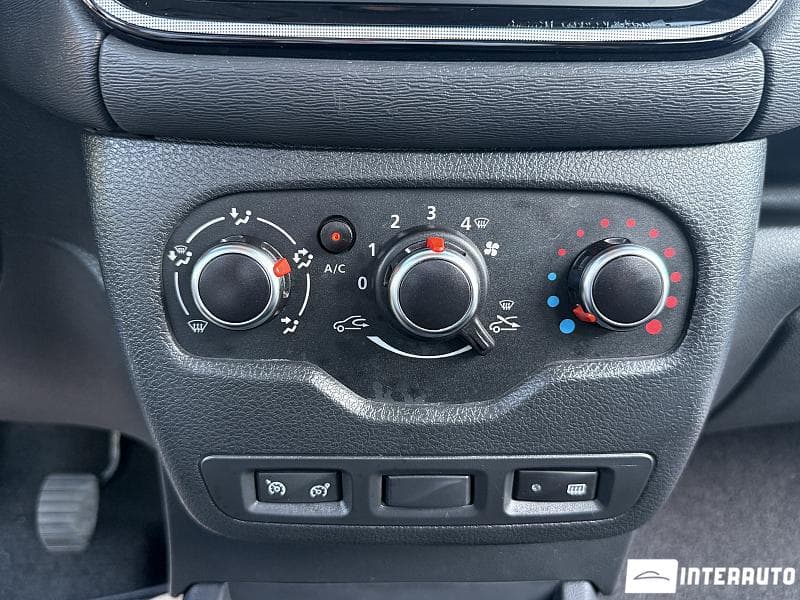 2019 Dacia Dokker Stepway — Miniatură 11