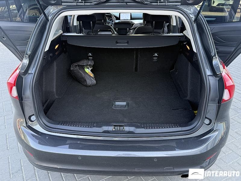2020 Ford Focus — Miniatură 18