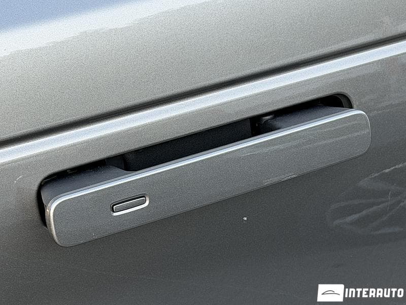 Land Rover Range Rover Velar 2020 — Миниатюра 20