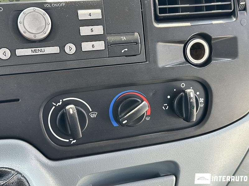 2012 Ford Transit — Miniatură 10