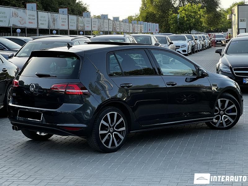 2015 Volkswagen Golf GTE — Miniatură 3