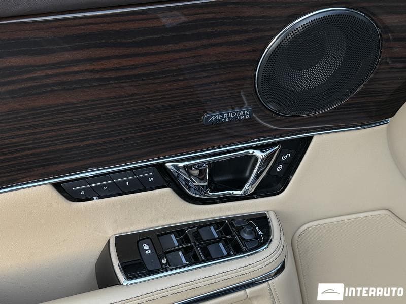 Jaguar XJ 2016 — Миниатюра 8