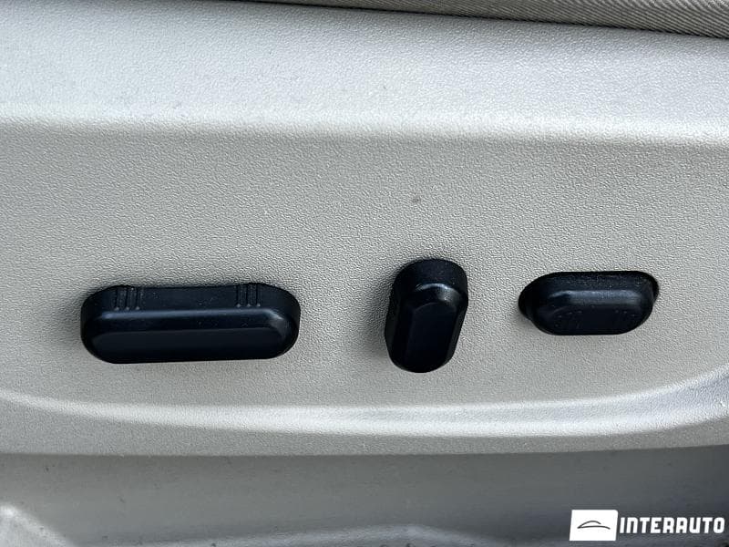 2012 Ford C-MAX — Miniatură 15