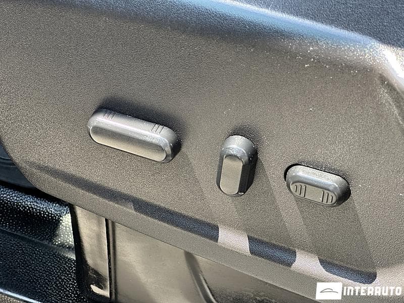 2015 Ford Transit — Miniatură 20