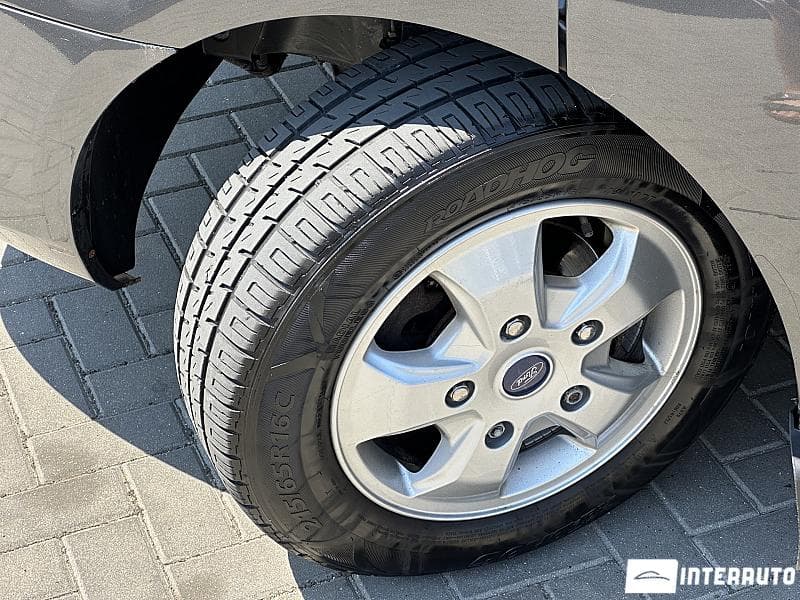 2015 Ford Transit — Miniatură 16