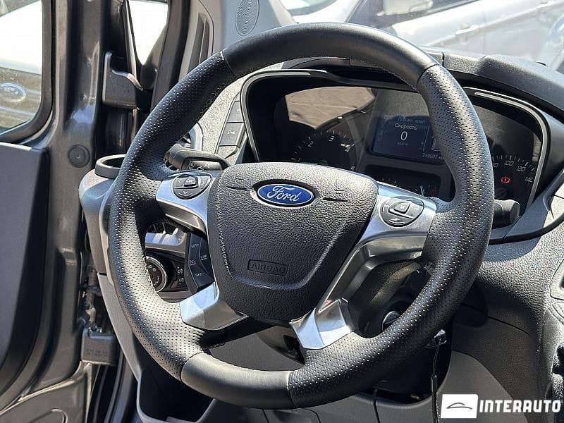 2015 Ford Transit — Miniatură 7