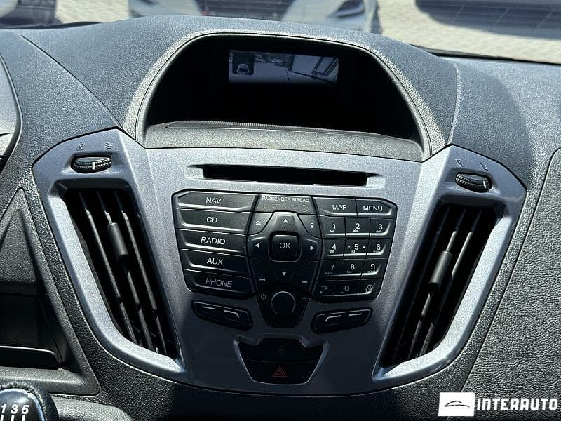 2015 Ford Transit — Miniatură 12