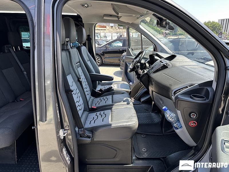 2015 Ford Transit — Miniatură 15